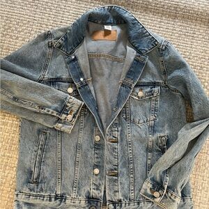 Light to medium wash Denim Jacket
